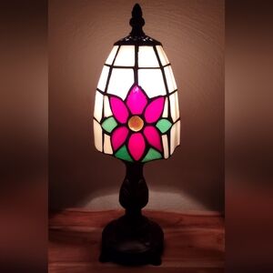 Stained glass poinsettia mini lamp💡